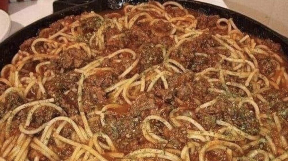 HOMEMADE SPAGHETTI