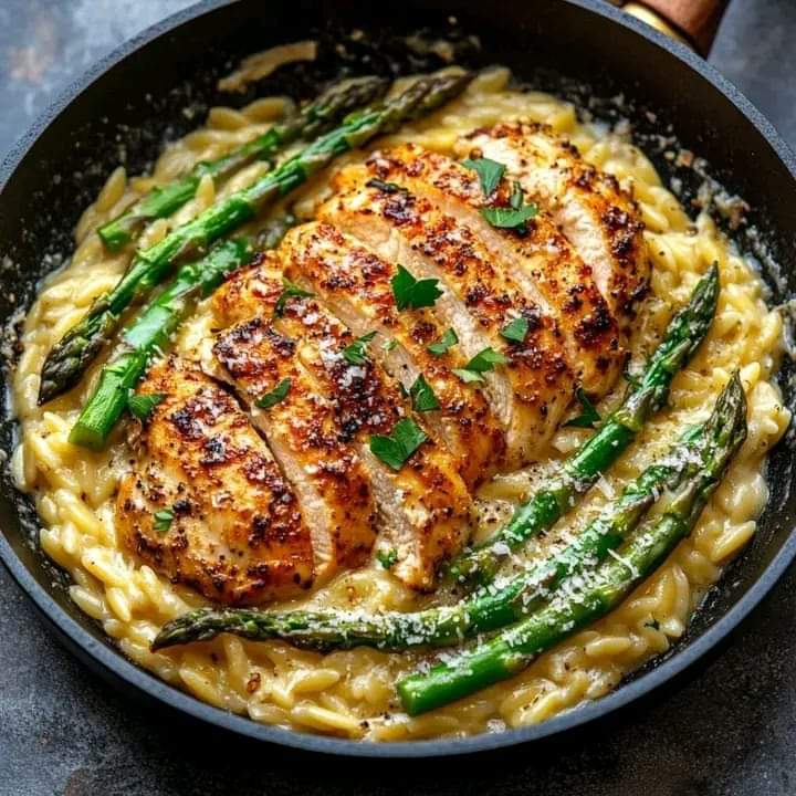 Creamy Parmesan Orzo with Chicken & Asparagus