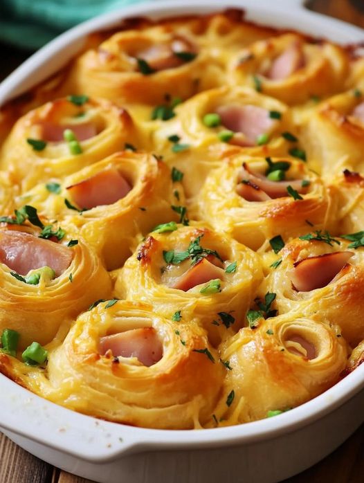 Ham and Cheese Crescent Rolls Casserole