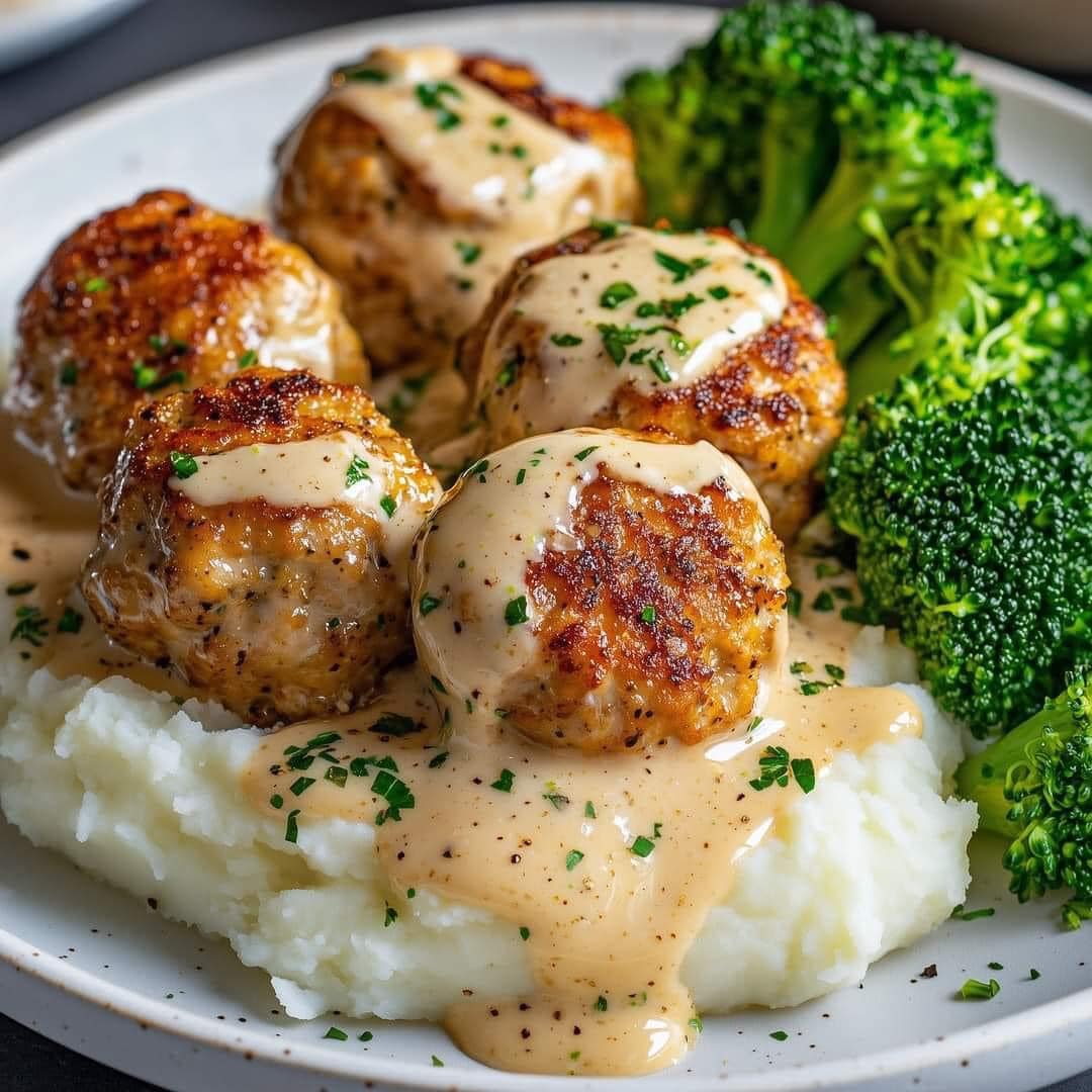 Chicken Meatballs with Creamy Ranch Sauce