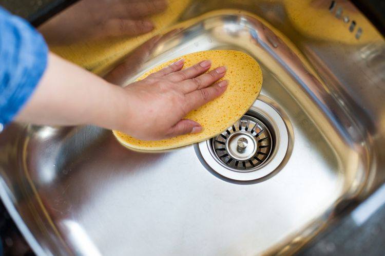 Got Major Sink Stains? Here’s What to Try Before Replacing It