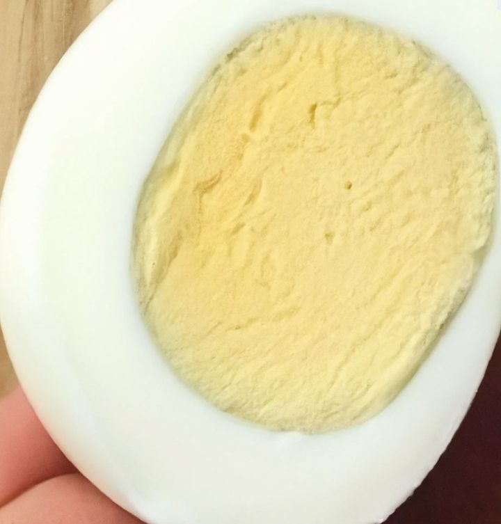 Why there’s a green ring around your hard boiled egg