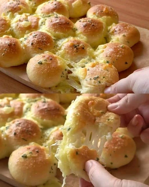 Cheese and Garlic Bread Recipe / No Kneading Required