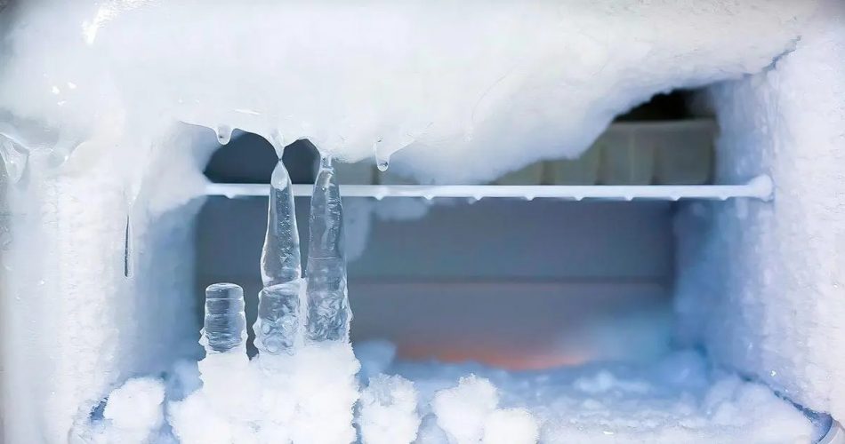 The ingenious trick to defrost a freezer: the ice disappears without having to unplug it