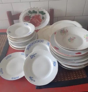 Do you have such plates at home? Throw them away immediately! They can make you seriously ill.