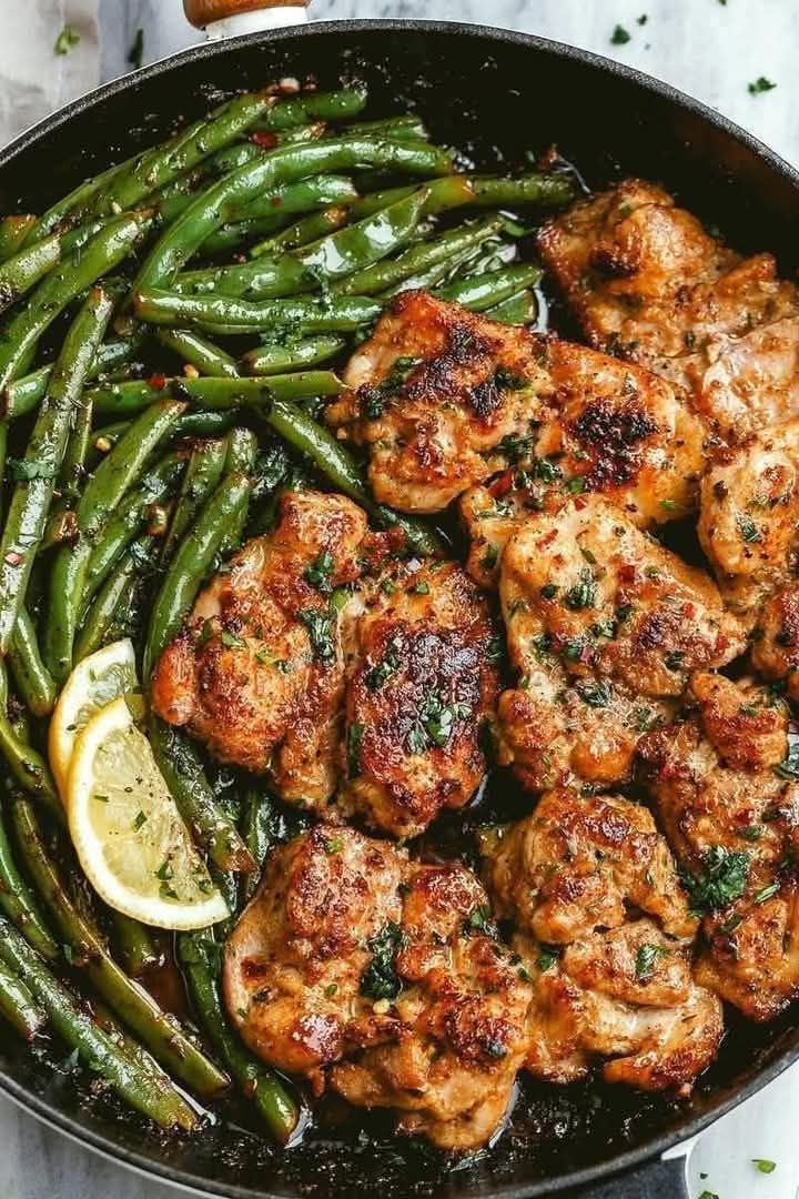 Lemon Garlic Butter Chicken & Green Beans Skillet