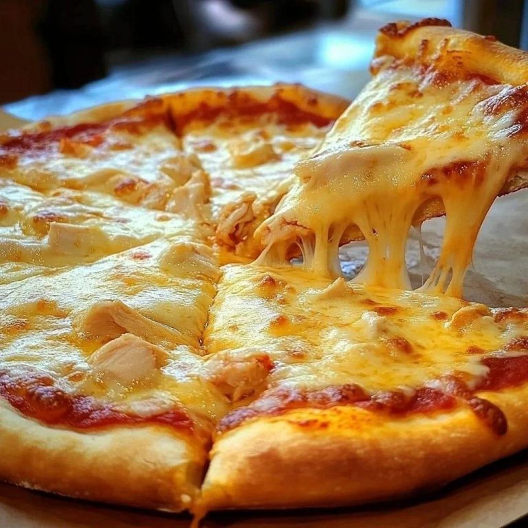Chicken and Cheese Pizza