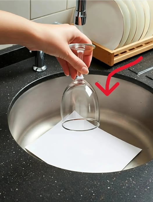 When I travel, I always put a glass and a piece of paper in the sink. You’ll understand why this trick can really make a difference—let me explain!