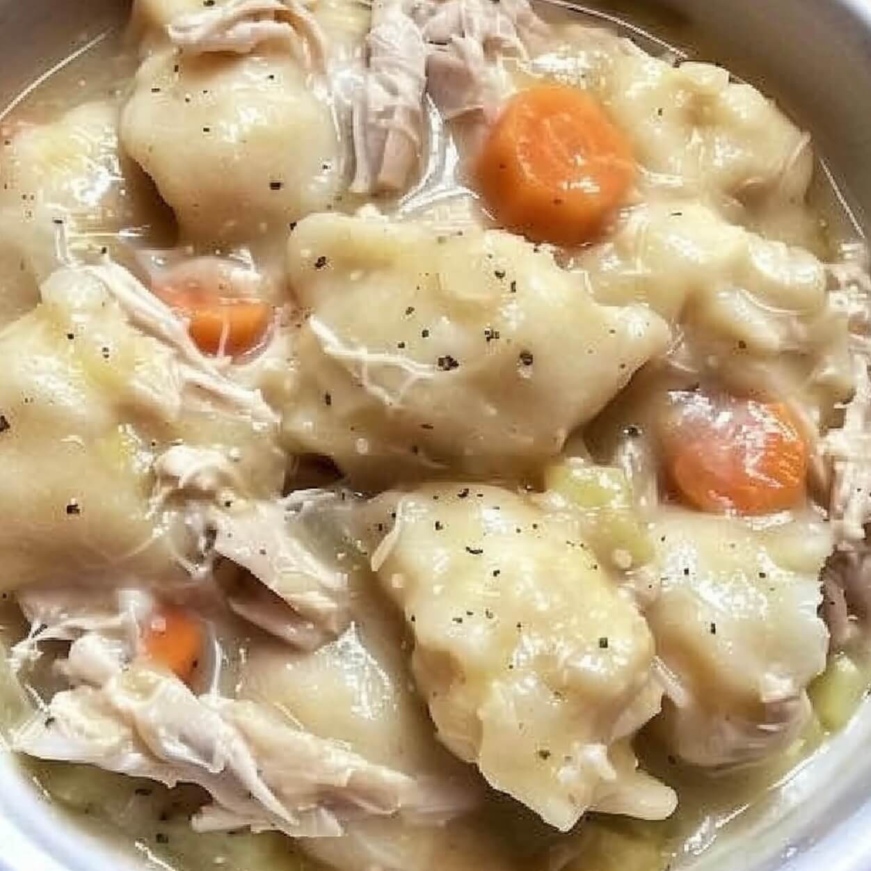 Slow Cooker Chicken and Dumplings