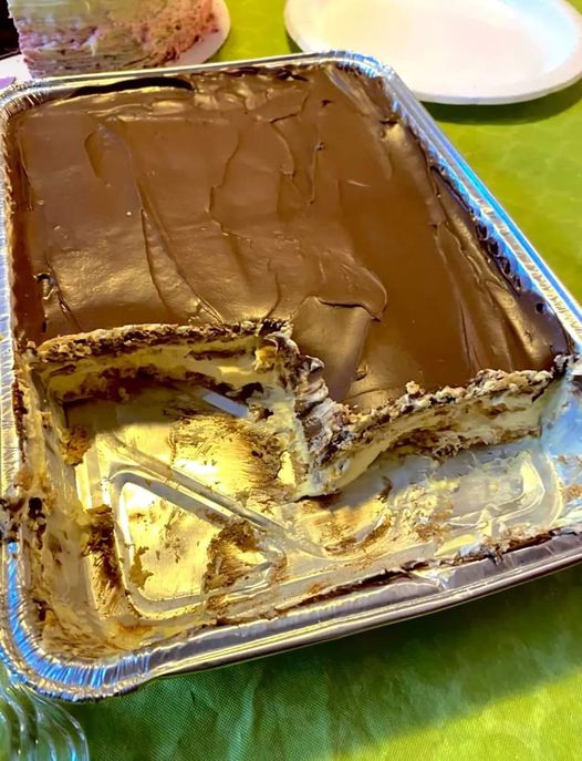 No bake Chocolate Eclair Cake recipe