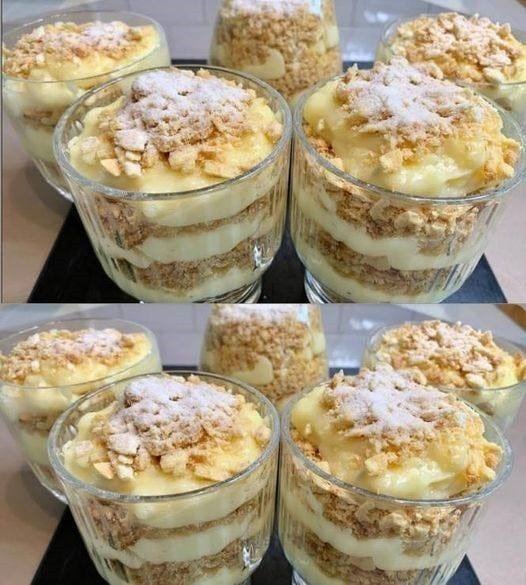 When I’m lazy, I always make this dessert. “Napoleon in a glass”: finger-licking good. Eaten in 2 minutes