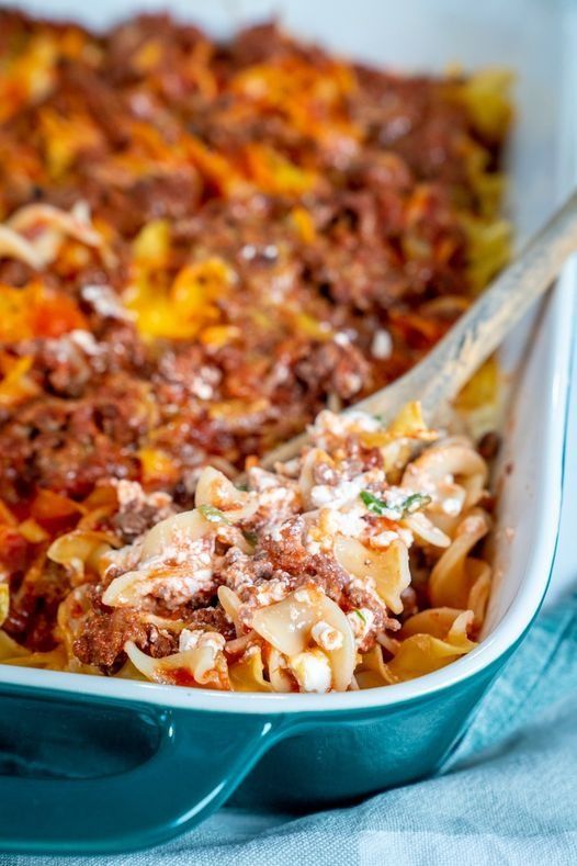 The Pioneer Woman’s Sour Cream Noodle Bake