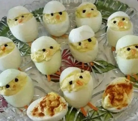 EASTER CHICK DEVILED EGGS !!